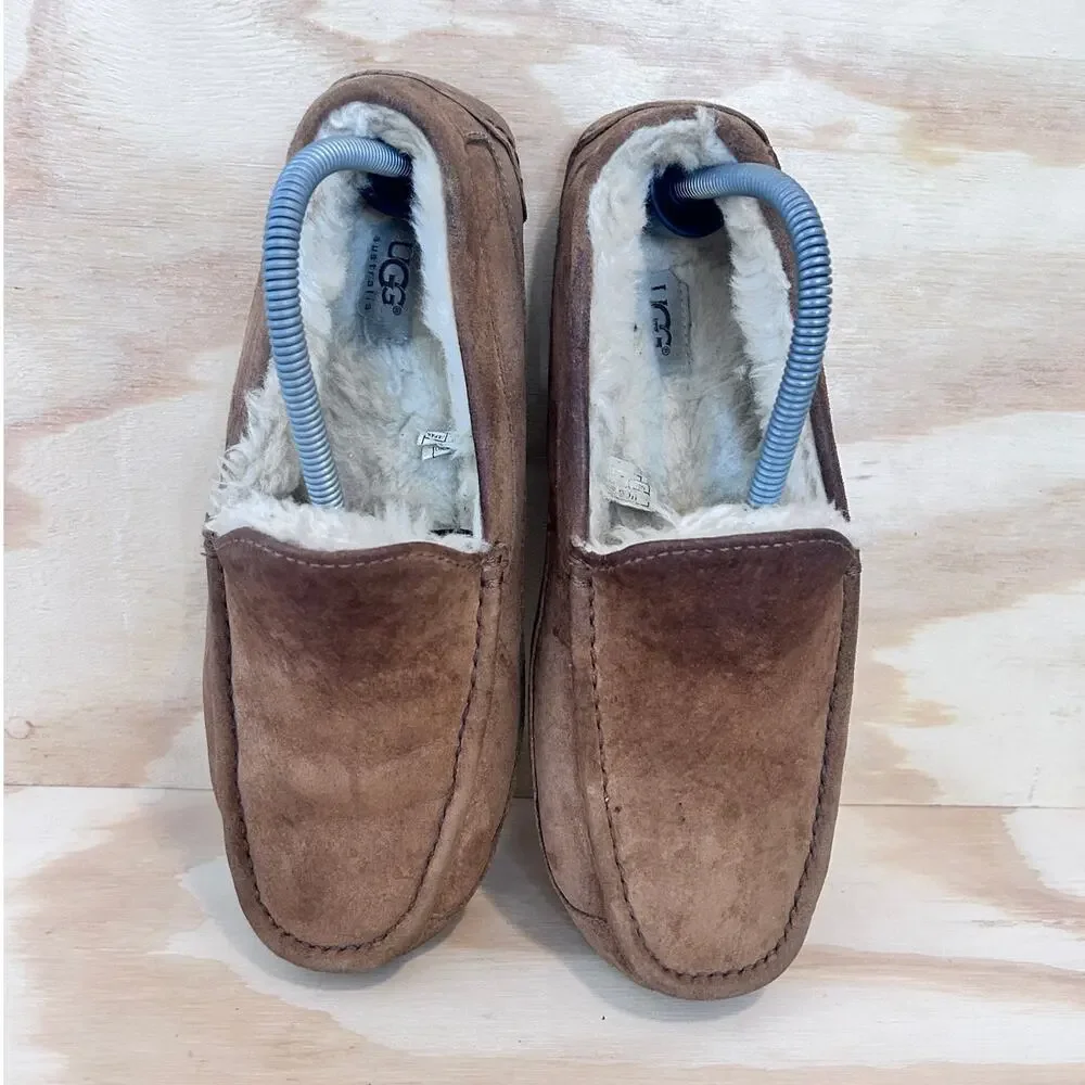 UGG Australia - Ascot - Moccasin Slipper - Brown - Men's - 9 - S/N 5775